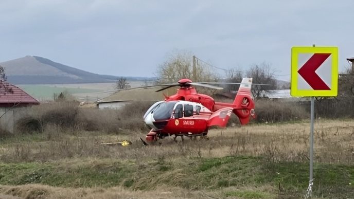 un-copil-de-4-ani-si-sase-adulti-au-fost-raniti-intr-un-accident-produs-in-aceasta-dupa-amiaza