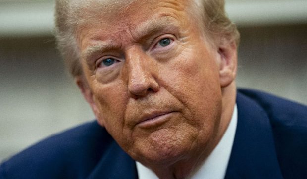 ce-urmareste-trump-prin-oprirea-ajutoarelor-pentru-ucraina