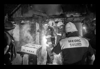 o-femeie-de-46-de-ani,-imobilizata-la-pat,-si-a-pierdut-viata-intr-un-incendiu-devastator