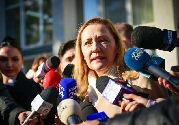 ce-a-discutat-elena-lasconi-cu-marcel-ciolacu.-decizia,-in-2-zile