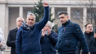 simion-va-decide-cu-georgescu-candidatul.-aur,-greva-parlamentara