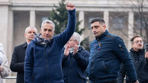 simion-va-decide-cu-georgescu-candidatul.-aur,-greva-parlamentara