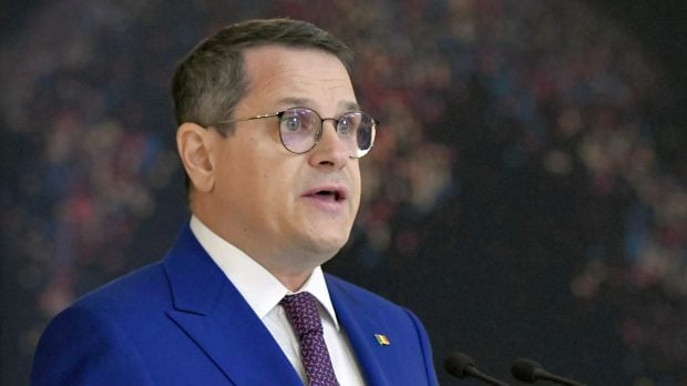 de-ce-sri-tot-nu-are-sef,-dupa-plecarea-lui-eduard-hellvig