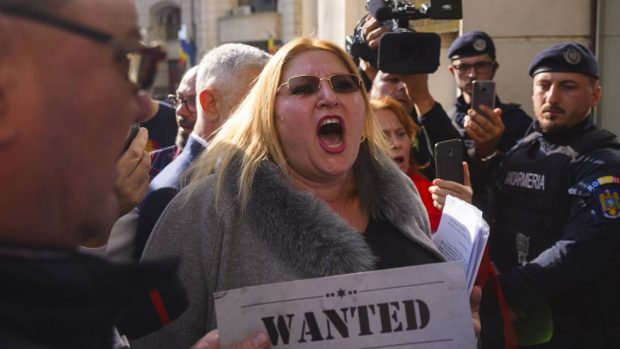 prima-reactie-a-dianei-sosoaca,dupa-ce-nu-a-fost-lasata-de-bec-sa-candideze