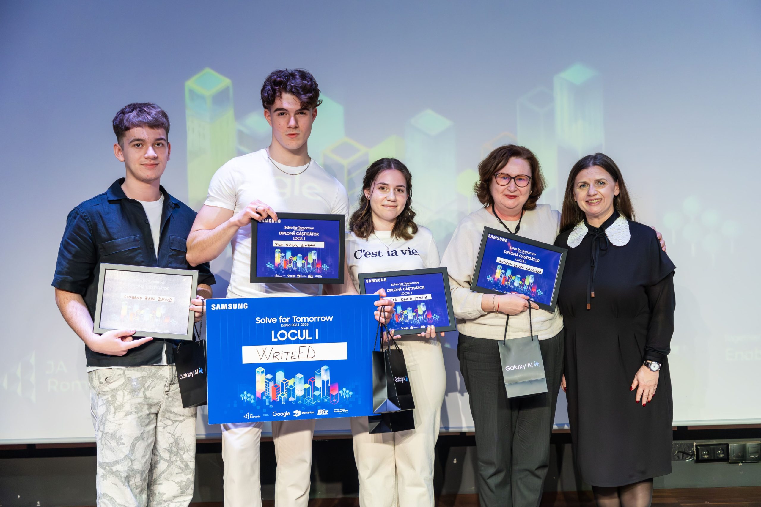 cine-sunt-castigatorii-celei-de-a-patra-editii-solve-for-tomorrow,-organizata-de-samsung-romania