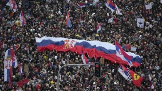 mesajul-presedintelui-vucici-dupa-cel-mai-mare-protest-organizat-in-serbia