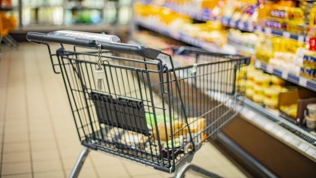 30-de-categorii-de-alimente-cu-pret-plafonat,-in-ungaria