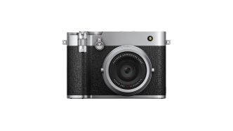fujifilm-a-anuntat-fujifilm-gfx100rf,-o-camera-compacta-cu-un-senzor-de-102mp