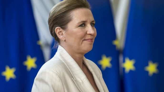 premierul-danemarcei-respinge-presiunile-inacceptabile-ale-lui-trump-asupra-groenlandei
