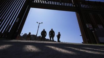 satelitii-serviciilor-secrete,-utilizati-de-sua-pentru-a-supraveghea-frontiera-cu-mexicul