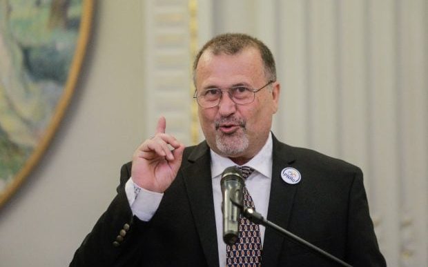portretul-lui-john-ion-banu,-candidat-independent-la-presedintia-romaniei