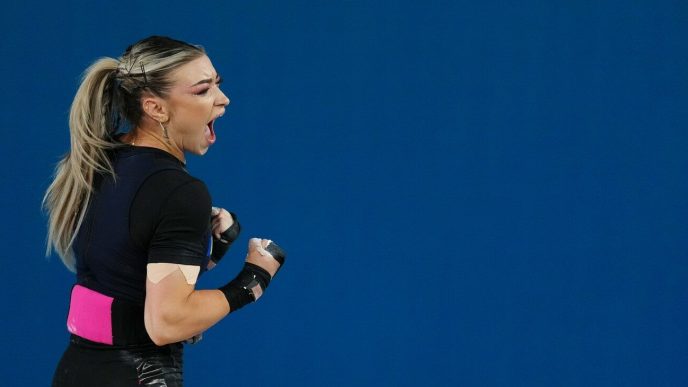 mihaela-cambei-e-gata-sa-dea-o-noua-lovitura.-ce-vrea-sa-faca-la-campionatele-europene-de-haltere