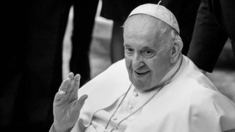 zi-de-doliu-national-in-romania-dupa-moartea-lui-papa-francisc.-cand-va-fi-ziua-de-doliu