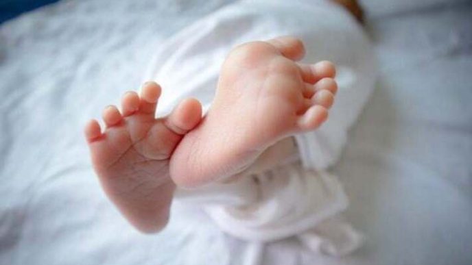 un-nou-nascut-a-disparut-dintr-o-maternitate-din-bacau
