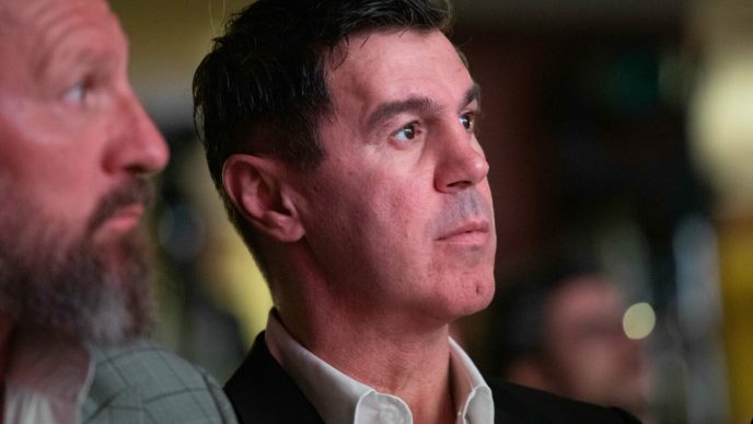 a-fost-detubat!.-mihai-leu,-aproape-de-un-nou-miracol,-desi-starea-sa-este-critica-in-continuare