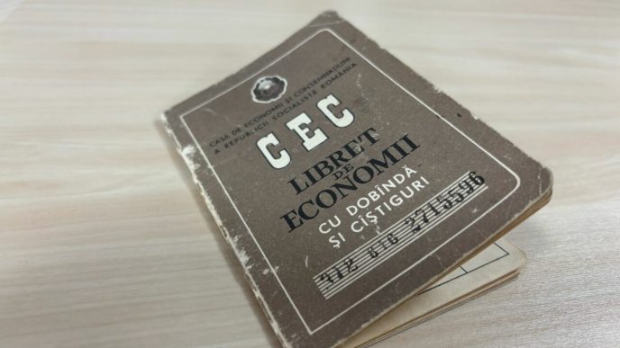 cati-bani-pot-primi-romanii-care-mai-au-lei-pe-libretele-de-economii-cec-de-dinainte-de-1990?