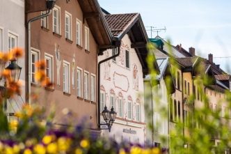 trei-case-vor-fi-demolate-din-cauza-acoperisului-mai-inalt-cu-36-de-centimetri,-in-bavaria