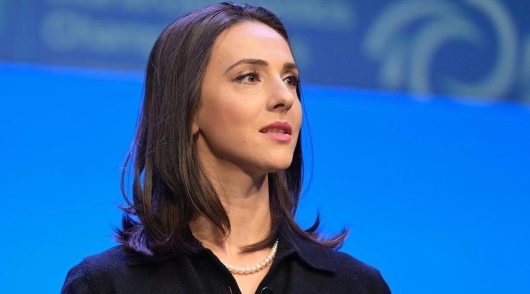 armenii-au-convins-o-pe-andreea-raducan.-ce-va-face-la-botosani-marea-gimnasta-a-romaniei