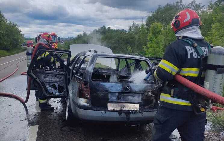 autoturism-in-flacari-pe-dn2-in-aceasta-dimineata