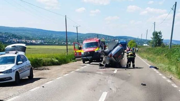 o-mama-si-fiul-ei-au-murit-in-urma-unui-accident-rutier-ingrozitor