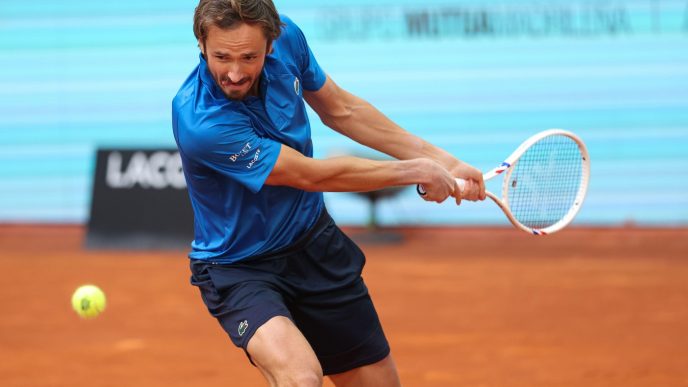 soc-la-roland-garros!-rusul-medvedev-a-fost-eliminat-in-primul-tur