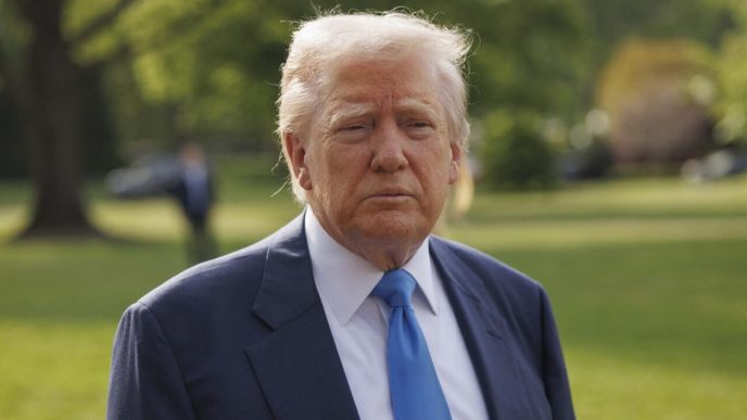 o-curte-federala-de-apel-a-restabilit,-joi,-tarifele-drastice-impuse-de-donald-trump