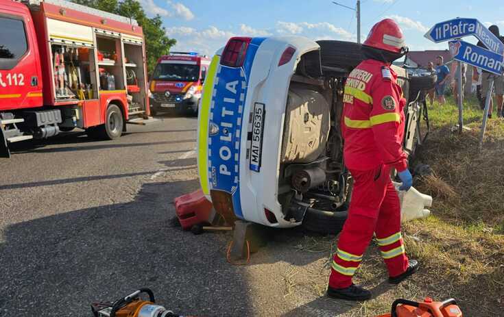 accident-cu-sase-persoane-implicate-si-autospeciala-de-politie-rasturnata-in-aceasta-seara