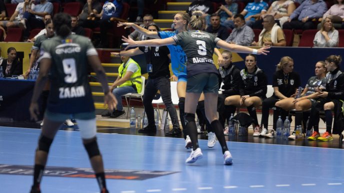 s-au-tras-grupele-ligii-campionilor!-adversare-teribile-pentru-csm-bucuresti-si-gloria-bistrita