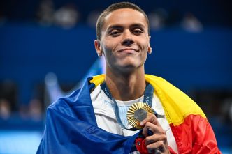 david-popovici-a-luat-o-decizie-grea-pentru-romania,-imediat-dupa-aurul-de-la-100-metri