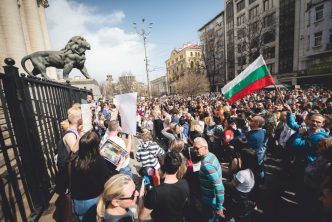 50%-din-bulgari-resping-trecerea-la-moneda-euro