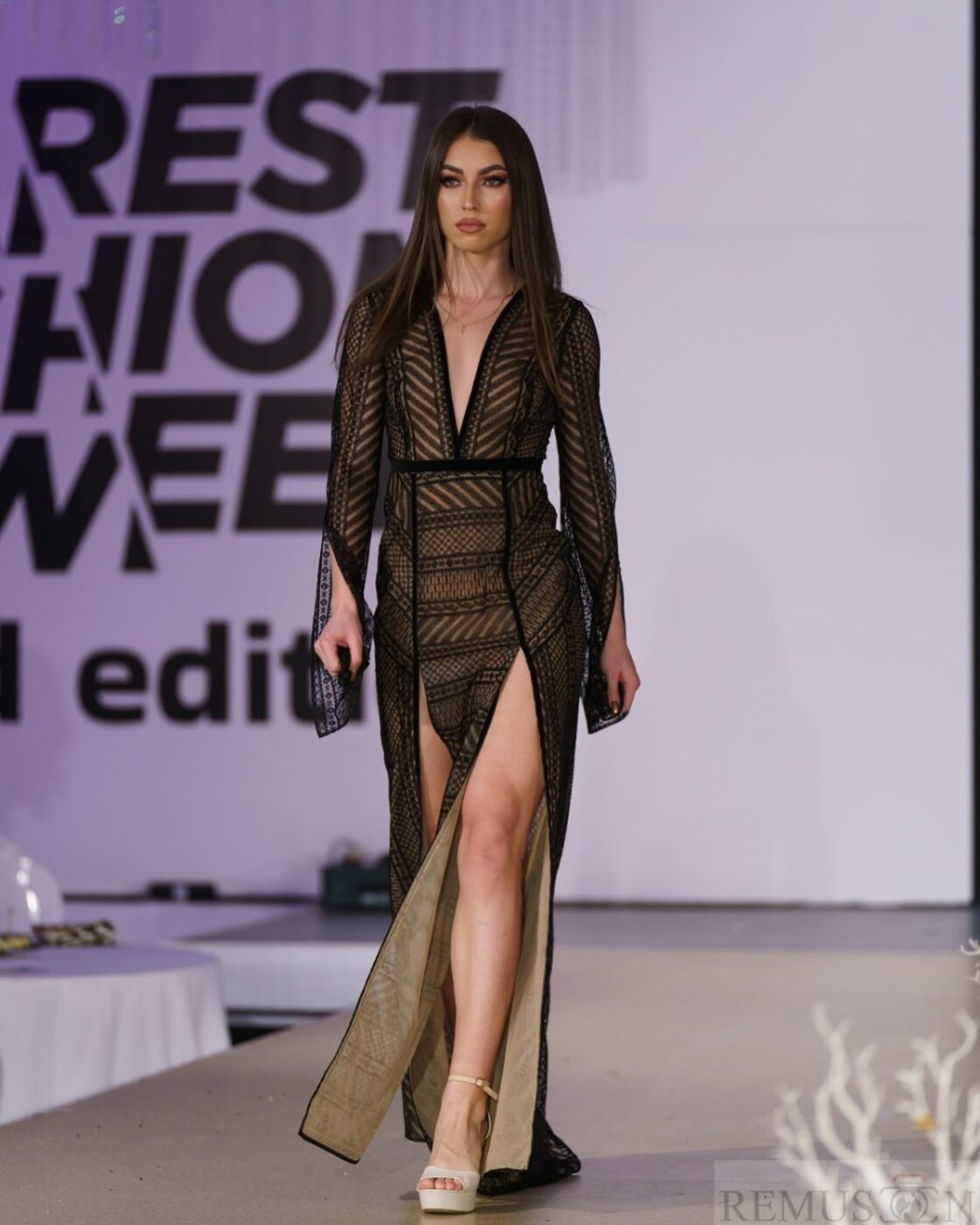 sportiva-care-are-cea-mai-viteza-din-romania-si-e-invitata-la-bucharest-fashion-week