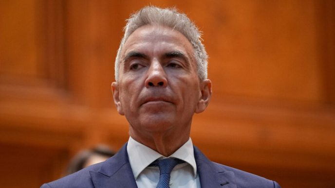 vicepremierul-dragos-anastasiu,-catre-iccj:-sa-stranga-cureaua-si-sa-nu-caute-tertipuri-creative