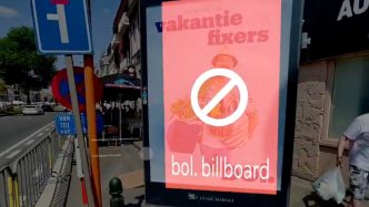cineva-a-creat-primul-adblock-pentru-viata-reala.-ascunde-inclusiv-reclamele-de-pe-strada