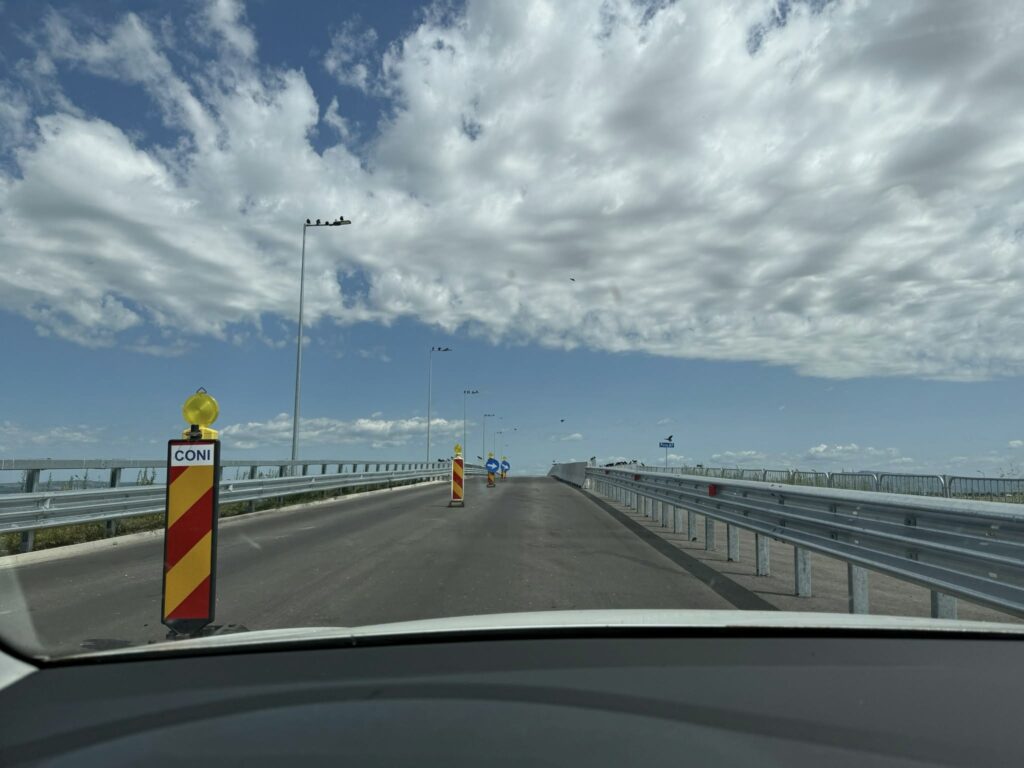 isc-a-amendat-firma-care-lucreaza-la-podul-peste-raul-buzau,-pe-santierul-autostrazii-a7