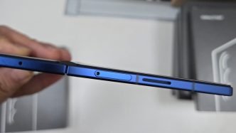 cum-arata-galaxy-z-fold-7-in-primele-imagini-reale