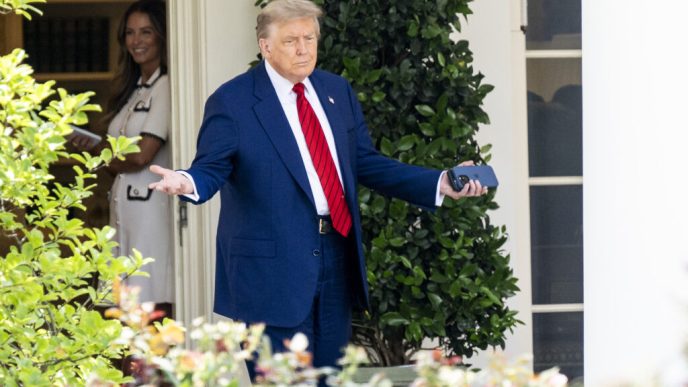 trump-vrea-tarife-clare-si-simple,-fara-discutii-prelungite:-scrisorile-vor-fi-trimise-vineri