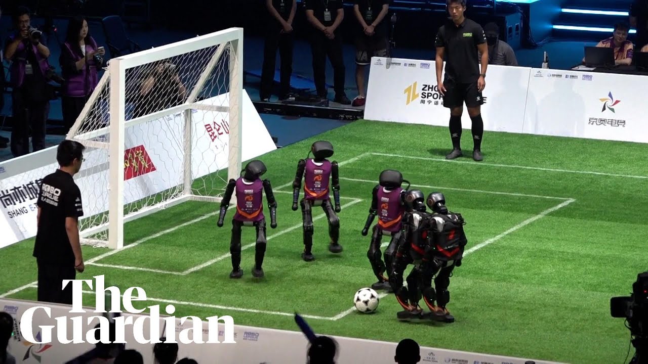china-a-gazduit-primul-meci-de-fotbal-cu-roboti-complet-autonomi