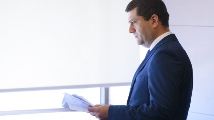 ministrul-economiei:-romania-e-un-pacient-bolnav-astazi-pe-un-pat-de-terapie-intensiva