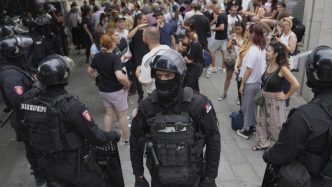 europa-plus-–-profesionistii-in-sanatate-mintala-din-serbia-cer-guvernului-sa-inceteze-violentele