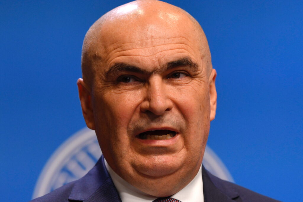 bolojan:-acest-pachet-este-unul-care-tine-exclusiv-de-competenta-guvernului
