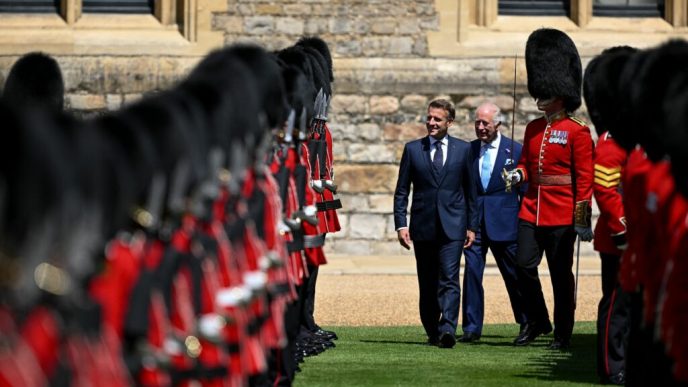 macron-spune-ca-marea-britanie-si-franta-trebuie-sa-puna-capat-dependentei-de-sua-si-china