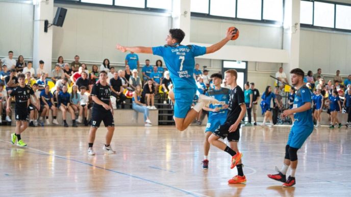 un-sportiv-roman-a-ales-italia:-in-romania-totul-se-face-pe-pile-si-relatii
