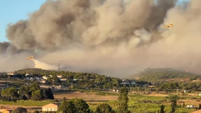 mae:-atentionare-de-calatorie.-incendiu-puternic-de-vegetatie-in-sudul-frantei