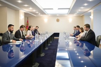 oana-toiu,-prima-vizita-oficiala-la-chisinau:-s-a-intalnit-cu-maia-sandu-si-alti-oficiali