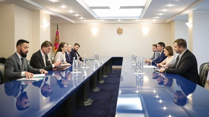 oana-toiu,-prima-vizita-oficiala-la-chisinau:-s-a-intalnit-cu-maia-sandu-si-alti-oficiali