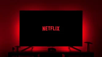 filme-pe-netflix,-generate-de-ai.-acum-doar-unele-scene,-dar-actorii-ar-putea-fi-si-ei-inlocuiti