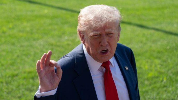 donald-trump-despre-sansele-unui-acord-comercial-intre-sua-si-europa:-50%,-poate-mai-putin