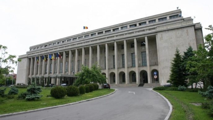economia-reala-–-privilegiile-functionarilor-statului-si-opozitia-la-schimbare