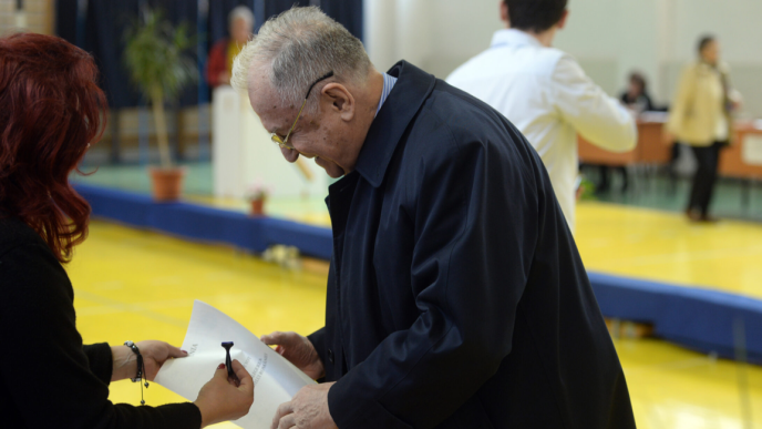 ion-iliescu-a-refuzat-sa-fie-nasul-nadiei-comaneci:-nu-a-vrut-lucrul-asta