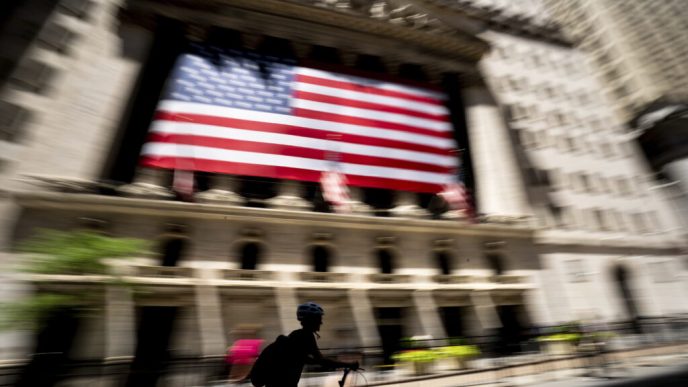 bursele-asiatice-in-urcare-dupa-ce-wall-street-a-scazut-din-cauza-temerilor-economice